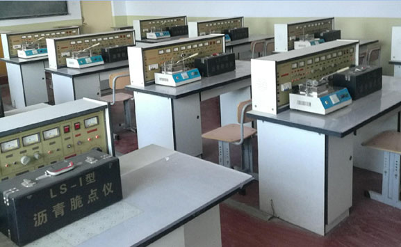 河北交通职业技术学校 公路实验室图片