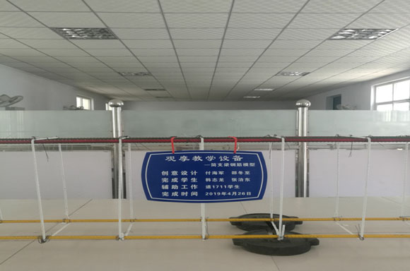 河北省交通职业技术学校实验室图片